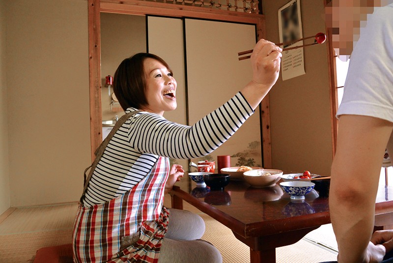 ＜素人＞ 熟女ナンパ「こんなおばさんのどこがいいのかね～」田舎の熟女を...