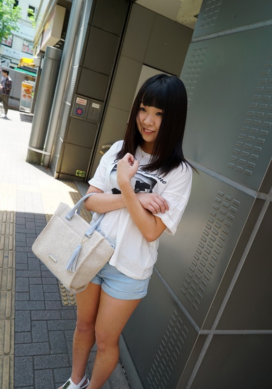 ＜素人＞ 夫に内緒で他人棒SEX 幼妻が初めての精飲 新妻このみさん1...