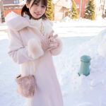 ＜素人＞ 旦那以外で濡れる地方若妻まいなさん函館在住25歳 路チュー指フェラ焦らしの匂わせ誘惑、SNSで話題沸騰のキス神妻と舐め生SEX 『FANZA』