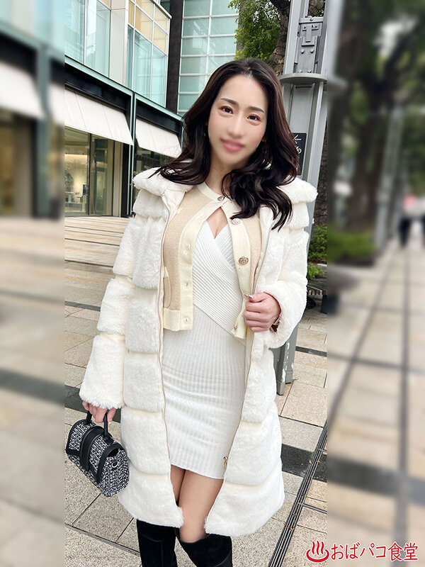 ＜素人＞ ママは上の子の学校でPTA会長 なみ 『FANZA』