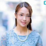 ＜素人＞ 彼氏に尽くしすぎて振られちゃう地味＆清楚お姉さん 惨めな自分に興奮しちゃって出会い系でヤりまくるビッチ歯科衛生士 アキちゃん24歳 『FANZA』