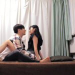 ＜素人＞ 本能のまま、家中で精子とマン汁果てるまで生パコしまくり！学内でも屈指の一軍JD2人組！まお＆ひなこ 『FANZA』