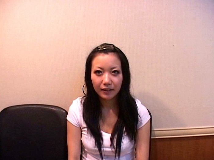 ＜素人＞ 屁をコいて恥ずかしがる女達 4 『FANZA』