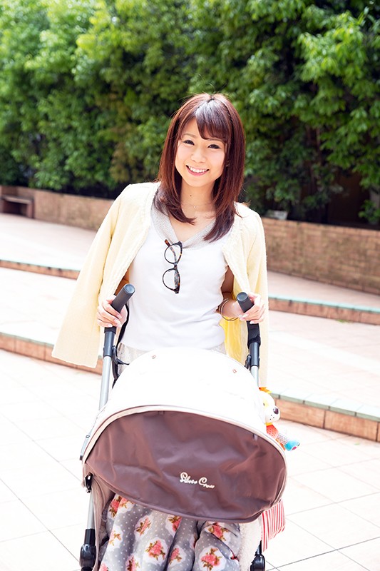 ＜素人＞ 絶頂ママ 子供を産んでからアソコがすごく敏感なんです、なのに...