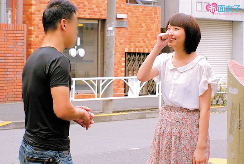 ＜素人＞ 素人女子大生限定！パンティ素股でカチカチち●ぽがアソコに擦れ...