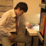 ＜素人＞ ニンゲン観察 精通したばかりで勉強に集中できない欲求不満童貞○学生が、幼馴染の年上女子○生に筆おろしされる奇跡の瞬間 『FANZA』