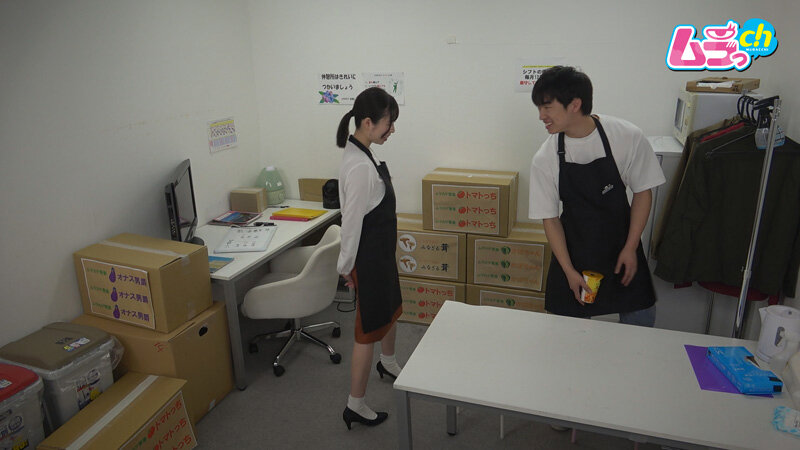 ＜素人＞ ニンゲン観察 年下巨根に迫られおマ〇コの貞操観念が無へと帰し...