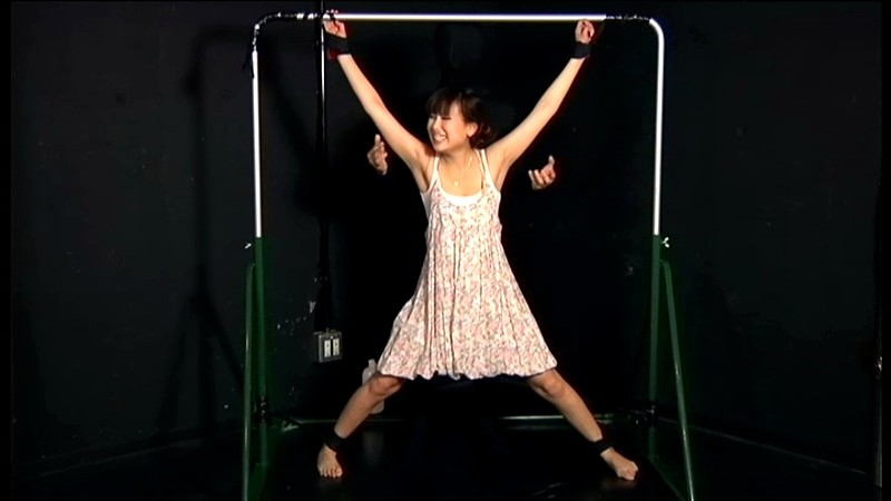 ＜素人＞ 素人 脇 くすぐり 『FANZA』