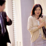 ＜素人＞ 五十路四十路熟女ナンパ 最近、旦那とSEXレスな奥さんが声掛けされて背徳の浮気SEX生撮り4時間 『FANZA』