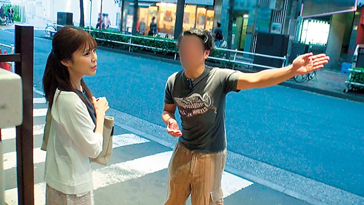 ＜素人＞ 完全顔出しガチナンパ！しゃぶり顔美人の清楚女子大生の皆さんに...