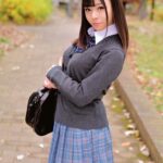 ＜素人＞ 童貞さんいらっしゃい！発育の良い巨乳女子●生さんチャレンジ・ザ・ミッション！授乳手コキ＆おっぱいハグ！恥じらい赤面素股プレイ中ぐちょぐちょマ●コにヌルッと挿入筆おろし Vol.001 『FANZA』