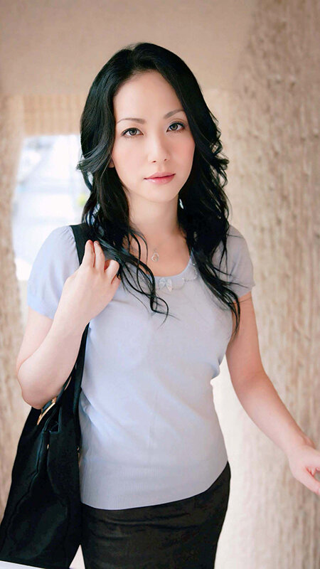 ＜素人＞ いやらしい五十路はお嫌いですか？【念願のAV出演】情熱的な性...