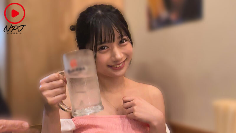 ＜素人＞ 【彼氏に内緒で初撮り】高学歴女子大生ホテルお持ち帰り！！ 勝...