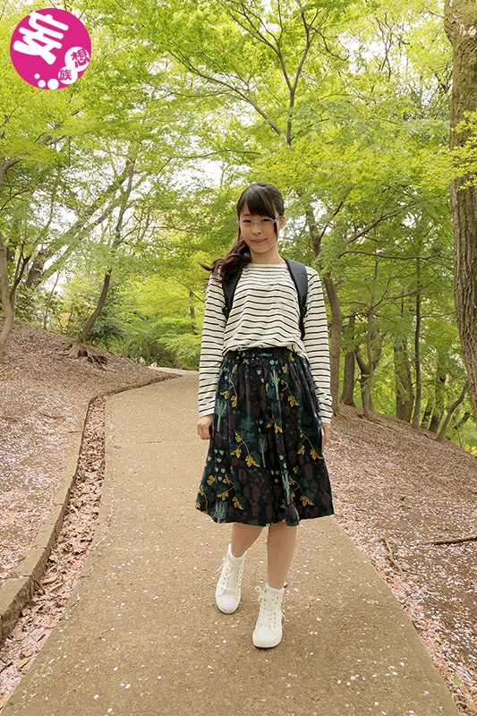 ＜素人＞ 欲求腐満子 かりん（23歳） 普通のエッチでは物足りません。...