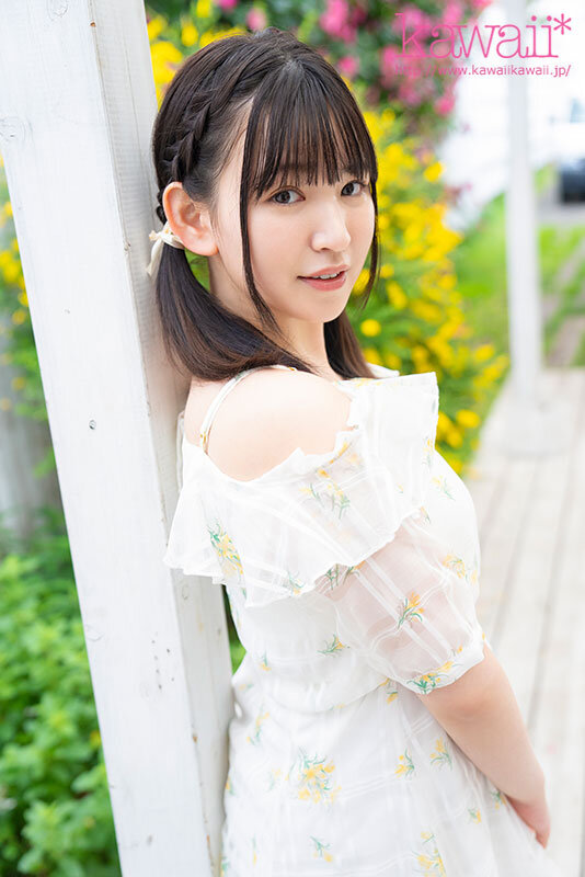 ＜素人＞ 経験人数3人なのに自信満々でなんでも信じ込んじゃう超ポジティ...