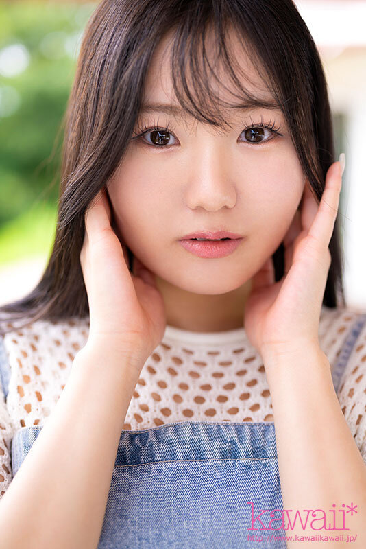 ＜素人＞ 特技はノドマチオ（喉奥絞めフェラ）と杭打ち騎乗位 武器はモッ...