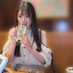 ＜素人＞ 【彼氏に内緒で初撮り】押しに弱い女子大生ホテルお持ち帰り！！ ノリで勝手に中出しSEX！？それでもハメ撮り続けてラストは肉便器化。 すずちゃん（20歳） 『FANZA』