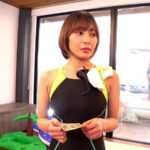 ＜素人＞ 合宿に来ていたスレンダーJ〇の競泳水着を脱がせて背後からノンストップ乳首責め敏感なおっぱいの先っちょをしつこく攻められ腰をクネらせて人生初のビーチク失禁イキ潮噴射！！発情オマ〇コを激ピスされたら中出しもすんなりOKしちゃう！？～ななみ編～ 『FANZA』