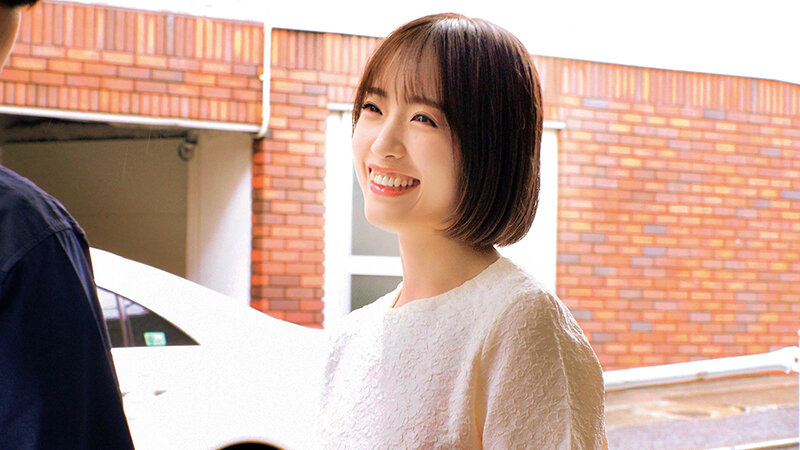 ＜素人＞ 「愛し合う夫婦が残したいメモリアルヌードフォト」と題された雑...