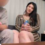 ＜素人＞ 【ダイナマイトバディ！】アラフォー性欲MAX爆乳人妻38歳 出会い系で年下イケメンに捕獲されちゃって痴女スイッチON中出し肉弾ファック！！【人妻えっろ//】 『FANZA』