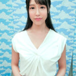 ＜素人＞ 素人ナンパ 普段は受け身で包容力がある巨乳お姉さんが優しくリードする痴女プレイに挑戦！初めての乳首責め！初めての童貞筆おろし！ 宝生リリー 『FANZA』