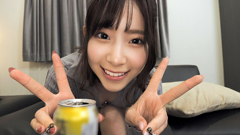 ＜素人＞ 【チョロマンビッチ】ヤリマンJD出会い系で即ゲット！！あざと...