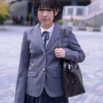 ＜素人＞ まさかウチの子が！？親は処女だと思ってる？清楚で無邪気、無防備な箱入り娘の淫乱ビッチなマル秘実態。12人4時間3 『FANZA』