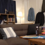 ＜素人＞ ニンゲン観察 男友達の部屋で見つけたバイブを興味本位でこっそり挿入…気持ち良すぎて理性ぶっとび友人の本物チ〇ポも入れたくなっちゃう淫乱女 『FANZA』