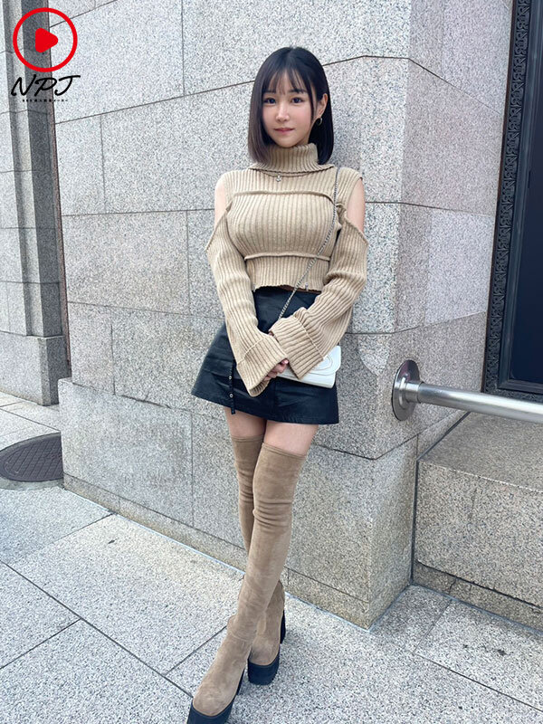 ＜素人＞ ストリートスナップを撮らせてくれた巨乳美女にどこまで脱いで、...