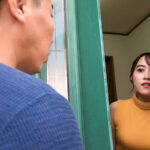 ＜素人＞ 人妻自宅訪問！？声我慢性交！！夫婦・家族の憩いの場が汚される！？背徳さを感じ濡れてしまい間男の中出しまでも受けいれる人妻たち。Vol.02 『FANZA』