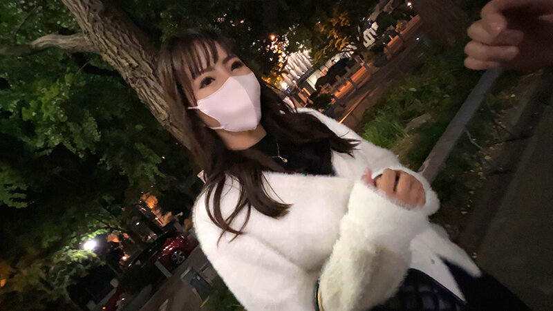 ＜素人＞ 人妻あすかさん 30歳 ヤリチン筋肉男たちと浮気3P汗だく中...