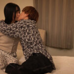 ＜素人＞ ホテル部屋REC ときめきに飢えてイケメンと不倫しちゃう様な尻軽奥様には生ハメ中出し制裁で不貞ダメマ〇コとわからせる！ドSイケメンセフレのいいなりペットと化した人妻。 『FANZA』