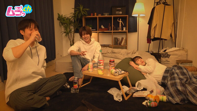 ＜素人＞ ニンゲン観察 サークル飲みで取り残された男女はもれなくハメち...