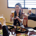 ＜素人＞ 普通の人妻さん寝取らせ！夫に騙された他人男と複数プレイでイキまくるNTR映像4時間 『FANZA』