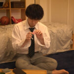 ＜素人＞ ニンゲン観察 おせっかいな姉がエッチ未経験の弟に性教育！？ゴムの付け方を教えるだけのはずがおマ〇コの取り扱いまでしっかり教えズッポリハメてちゃっかりイキまくる 『FANZA』