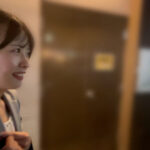 ＜素人＞ M男が街中で女性に声をかけてキスさせてもらう スレンダーOL あいちゃん 『FANZA』