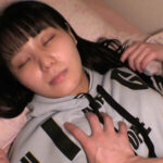 ＜素人＞ 精子ひり出しマンペ「ピルルル…」否応なしにマ○コをさらされ、強すぎる電マの刺激で潮吹きお漏らし＆膣内アクメ痙攣 広瀬このみ 『FANZA』