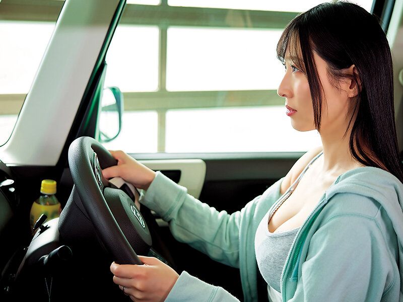 ＜素人＞ 【ドラレコ不倫映像】パート先で大学生と不倫セックスしまくって...