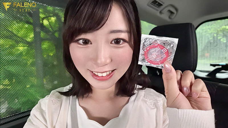 ＜素人＞ 素人男性とコンドームを1つ渡され一回では満足できずに生ハメ中...