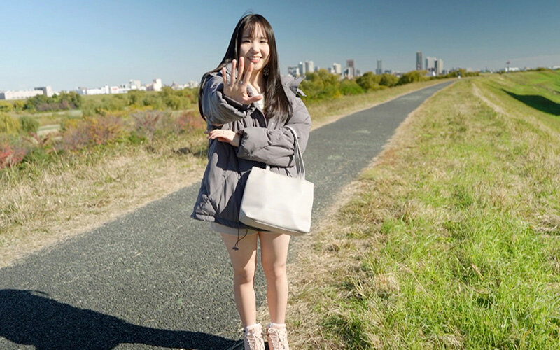 ＜素人＞ 大復活！素人援交生中出し 透明感のある人妻がスイッチ入ったら...