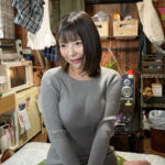 ＜素人＞ 大復活！素人援交生中出し 秘密基地から帰ろうとする不思議系美乳ボインの奥さんを捕まえて立ちハメガン突き！？ 痙攣アクメするまで性処理の相手にされて悦ぶドMノーブラノーパン妻 鹿野あも 『FANZA』