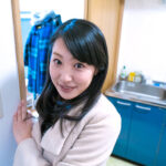 ＜素人＞ 街行くシロウト美熟女さんを路上でナンパ×ムチャなお願い！！ 家、ついて行って中出ししてもイイですか？Vol.1 『FANZA』