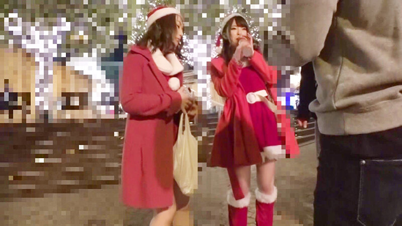 ＜素人＞ クリスマスにはしゃぐサンタコスの美女をナンパしてエッチなハメ...