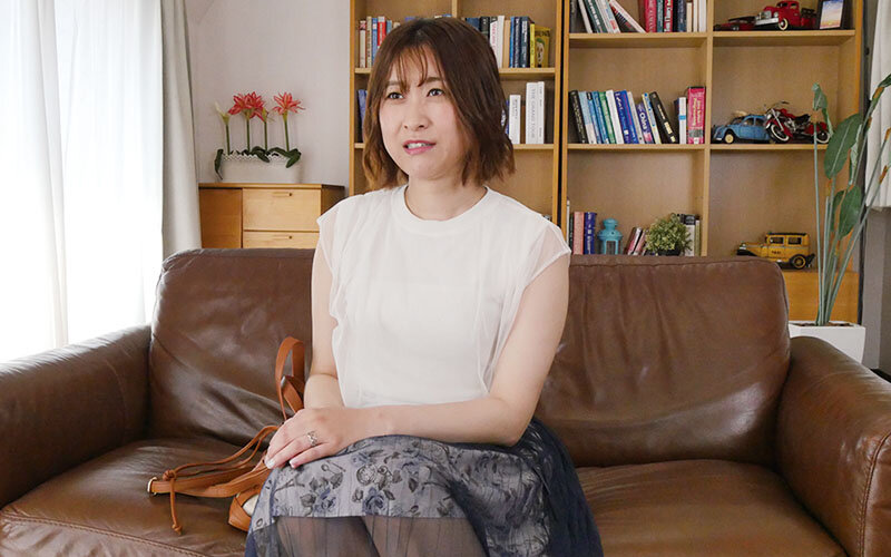 ＜素人＞ ド素人応募妻 旦那に内緒で普通のパート妻が秘めた性欲を爆発さ...