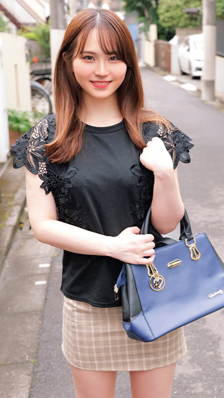 ＜素人＞ 出会って05秒で合体 気持ち良すぎて足腰ガクブルおもらし即絶...