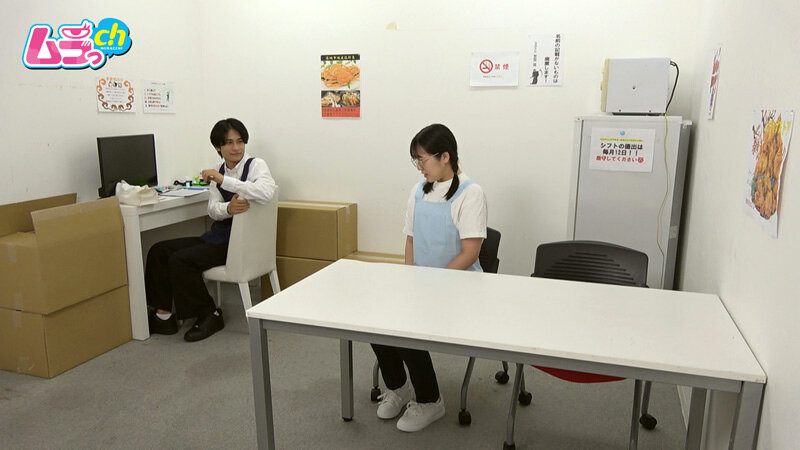 ＜素人＞ ニンゲン観察 ヤリチンイケメン店長の生チ〇ポ中出しも受け入れ...