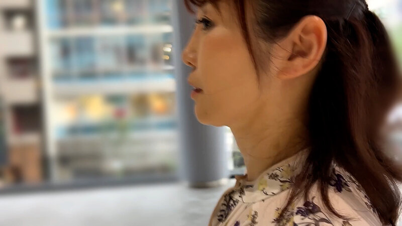 ＜素人＞ 街角で声をかけてアナル観察させてもらう スーパーのパート店員...