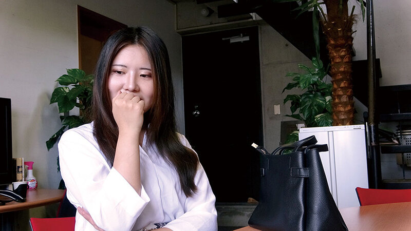 ＜素人＞ 令和セックス事情 裸の履歴書005 『FANZA』