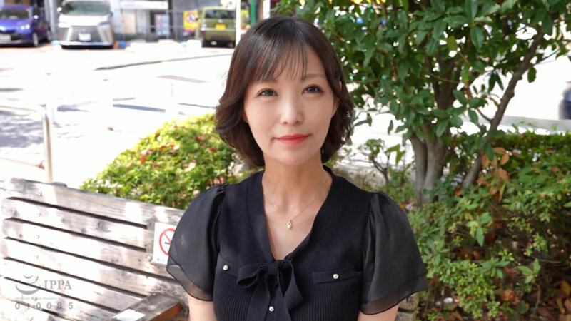 ＜素人＞ 素人エントリー 発掘！ハイスペ人妻 Hcupみき（仮名）35...