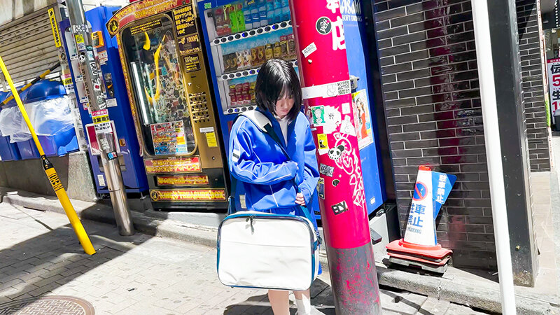 ＜素人＞ ウブな若々しい処女学生との生々しいハメ撮りの記録 『FANZ...